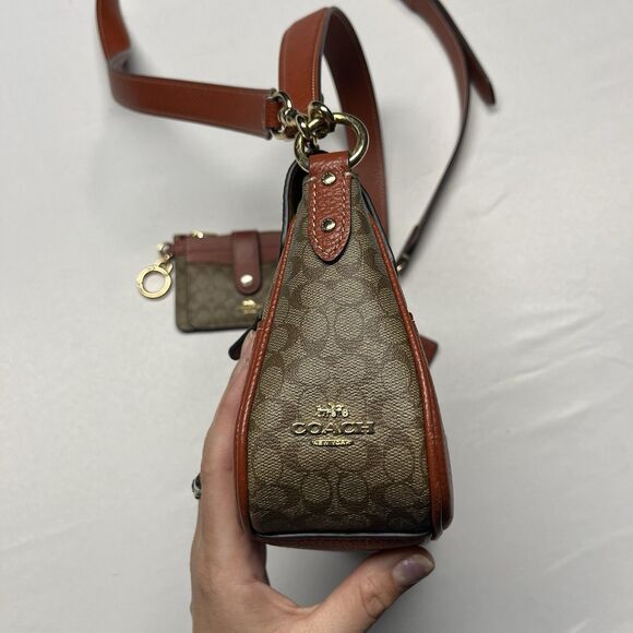 COACH MILLIE Shoulder Bag Colorblock Signature Canvas with Wallet - Picture 6 of 12